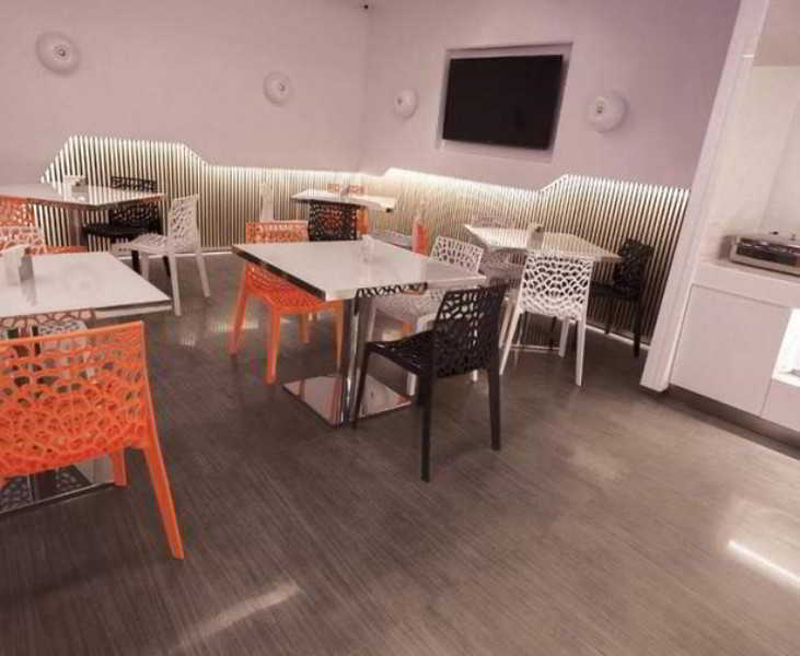 Royal Hotel Group- Central Park Branch Kaohsziung Kültér fotó