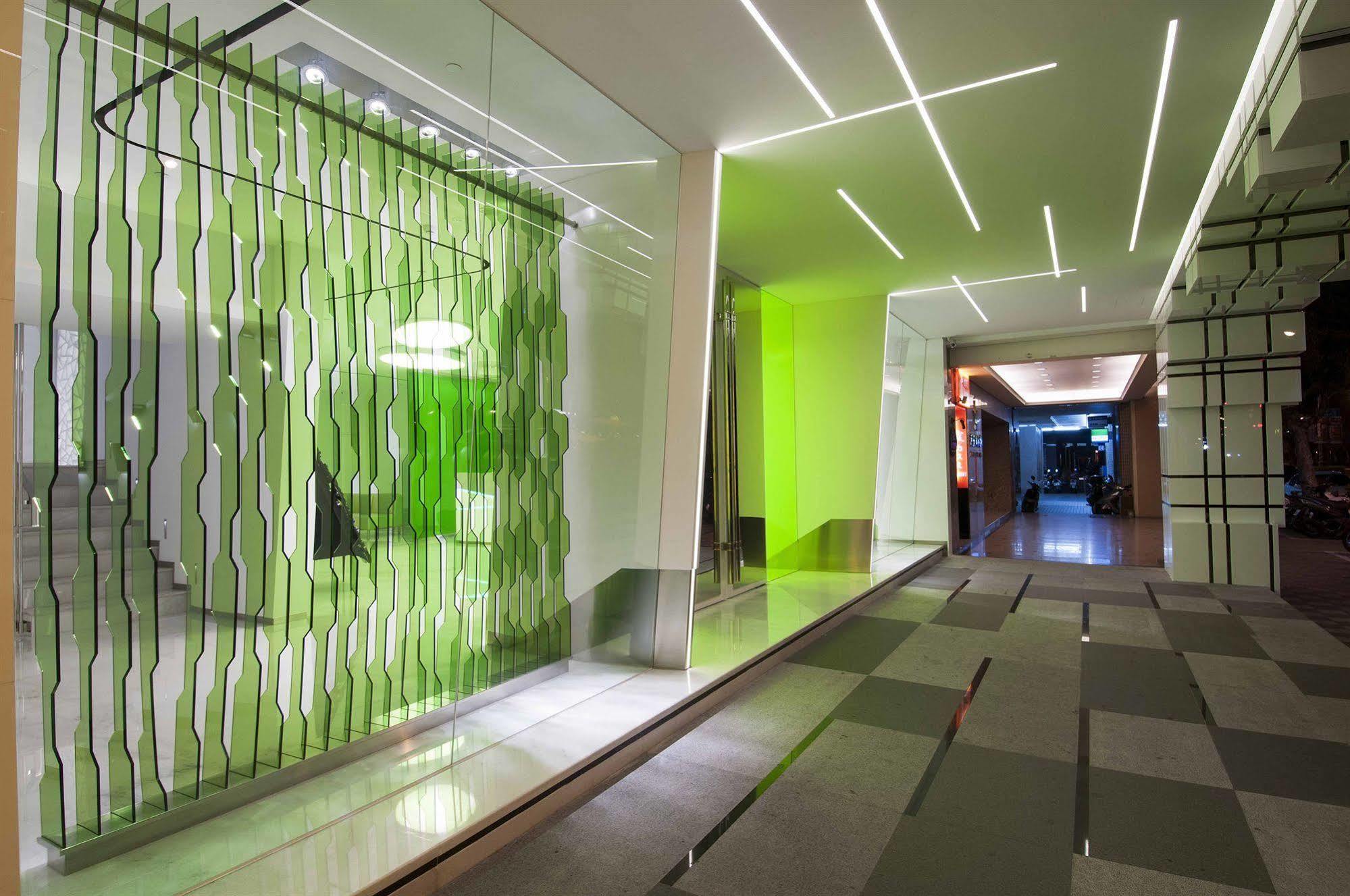 Royal Hotel Group- Central Park Branch Kaohsziung Kültér fotó