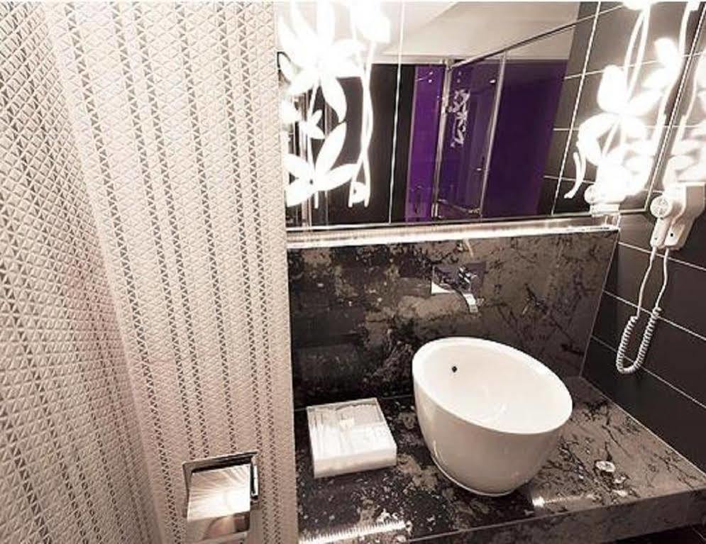 Royal Hotel Group- Central Park Branch Kaohsziung Kültér fotó